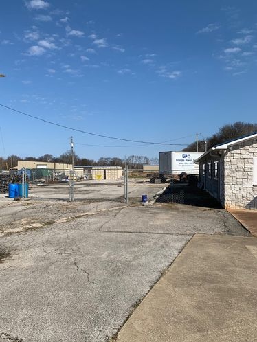 3700 E. 2nd Street Muscle Shoals, AL 35661